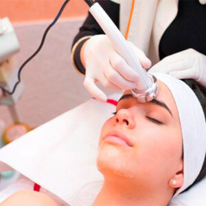 Limpieza Facial Profunda con Punta de Diamante + Vaporización y más