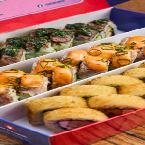 ¡ALL YOU CAN EAT! por S/.45 Barra Libre de Makis + Porción de Alitas +  Refresco del día