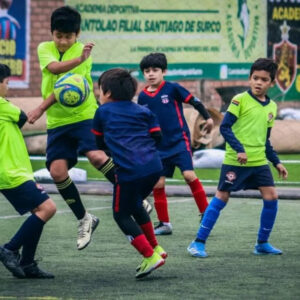 ¡4 Clases de iniciación y Reforzamiento de Fútbol con Metodología Coerver en 3 Sedes!
