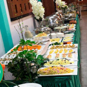 ¡BUFFET MARINO CRIOLLO! Disfruta Más De 50 Platos en la Choza Náutica de Lince